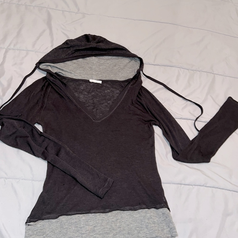 American Vintage: Sheer and Super Soft Hoodie. sz Small.